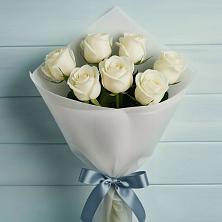 7 Белых роз Эдлесс Лав в Киренске Букет 7 Белых роз Эдлесс Лав в Киренске