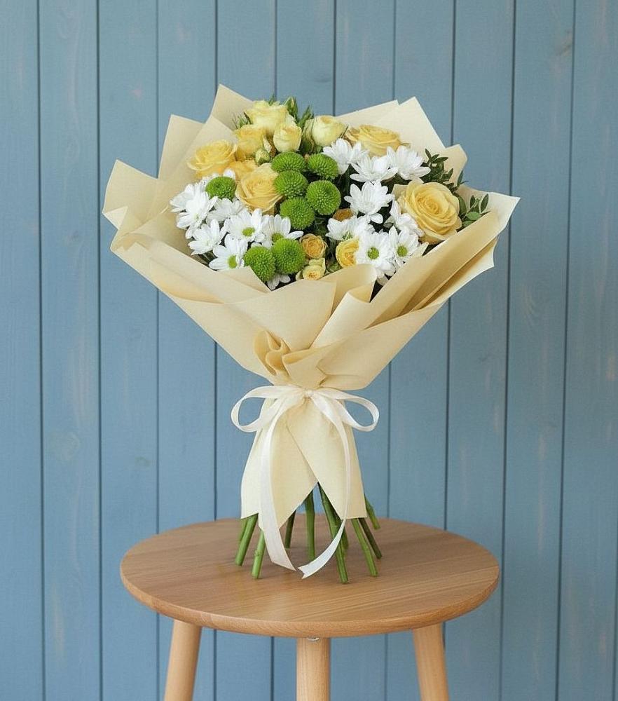 Букет цветов из: Хризантемы и Розы в Киренске