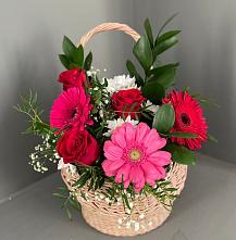Цветочная композиция из Розы, Хризантемы и Герберы в корзине #REPLACE_PRED# Киренске