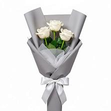 Букет 3 белые розы в Киренске Букет 3 белые розы в Киренске