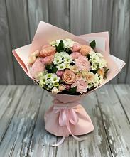 Букет цветов из:  Гвоздики, Розы и Хризантемы в Киренске