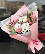 Букет цветов из:  Розы, Лизиантусы и Хризантемы в Киренске