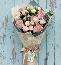 Букет нежный и розовый в Киренске Букет цветов из:  Розы в Киренске