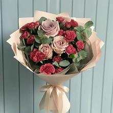 Букет цветов из:  Гвоздики и Розы #REPLACE_PRED# Киренске